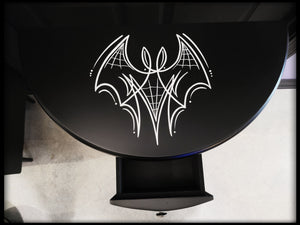 B&W Crescent Bat Table