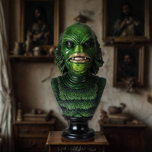 Load image into Gallery viewer, 14.75" Creature Bust