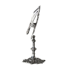 Load image into Gallery viewer, Victorian Hand Clip