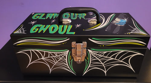 Glamour Ghoul grren Beauty Box