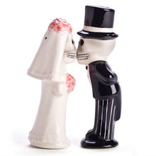 Load image into Gallery viewer, Bride &amp; Groom S&amp;P shakers